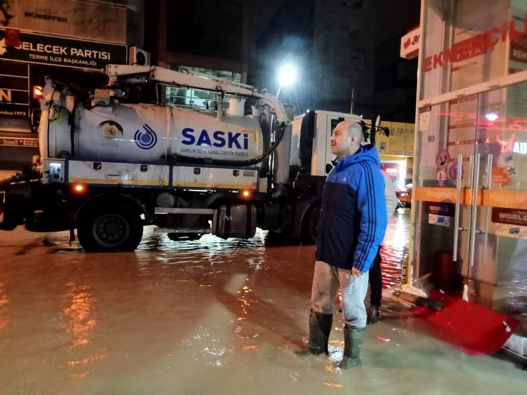 Samsun’u sağanak vurdu: Terme Çayı taştı - Resim: 6